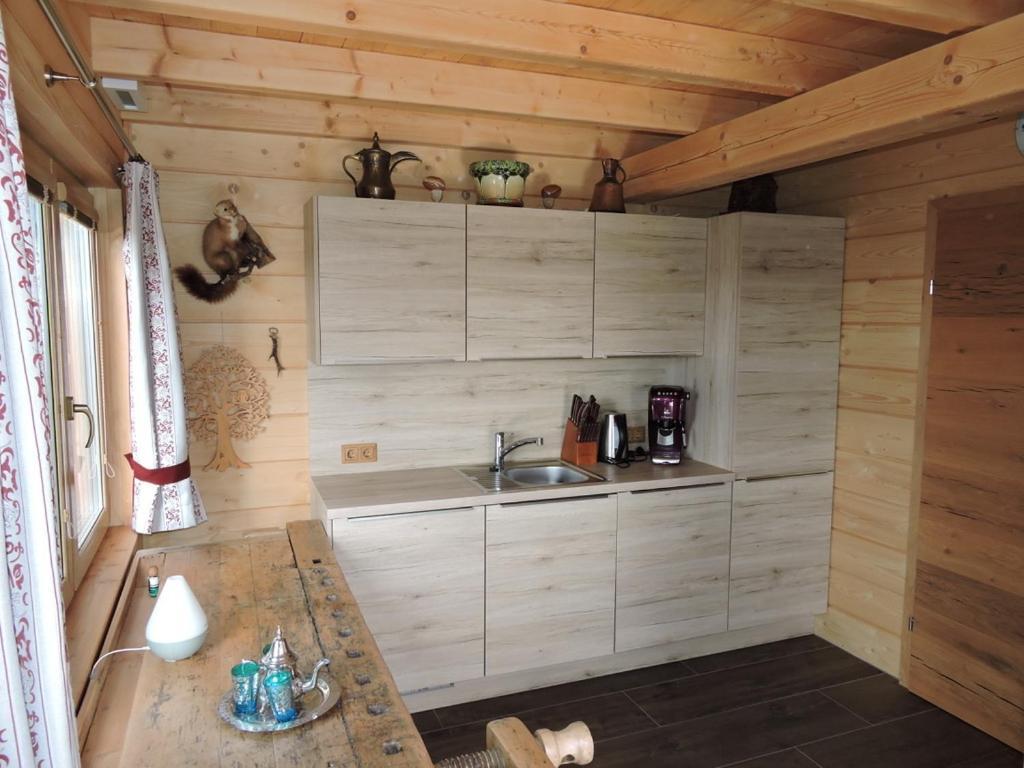 Gluehwuermchenhuette Villa Ratten Exteriör bild