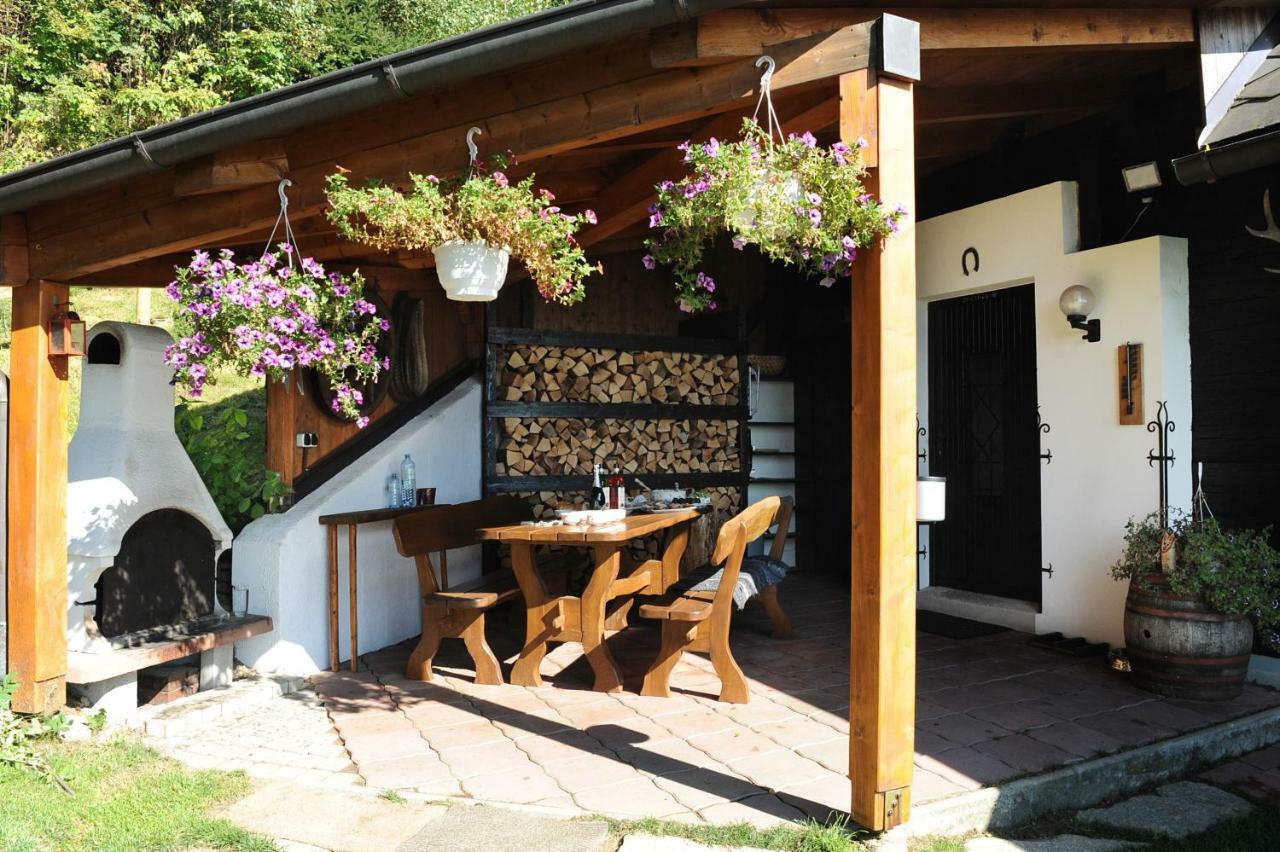 Gluehwuermchenhuette Villa Ratten Exteriör bild