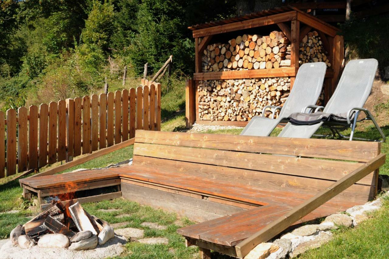 Gluehwuermchenhuette Villa Ratten Exteriör bild