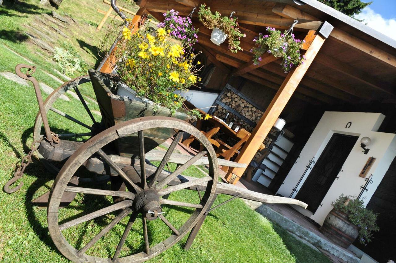 Gluehwuermchenhuette Villa Ratten Exteriör bild