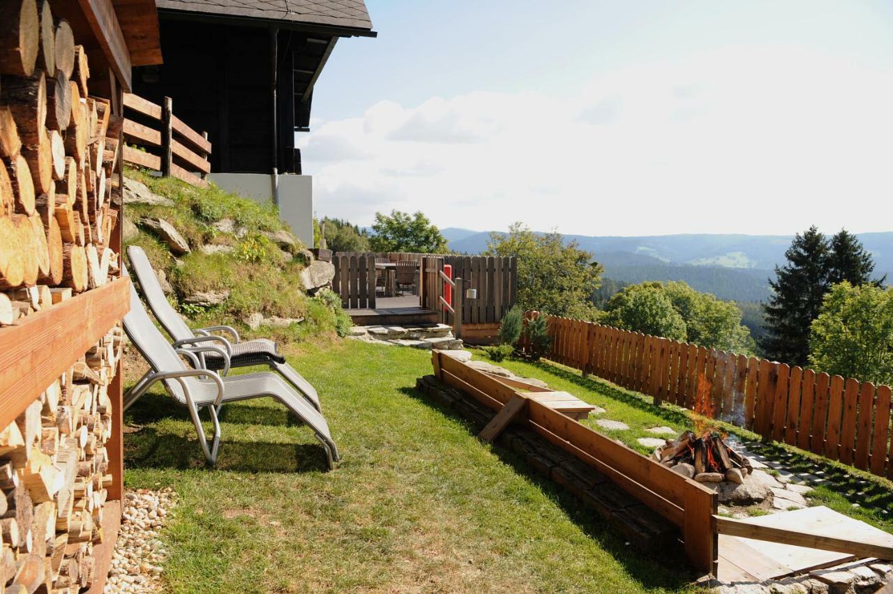Gluehwuermchenhuette Villa Ratten Exteriör bild